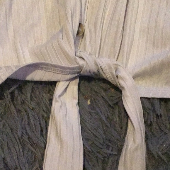 Gently used white tank - Picture 2 of 4